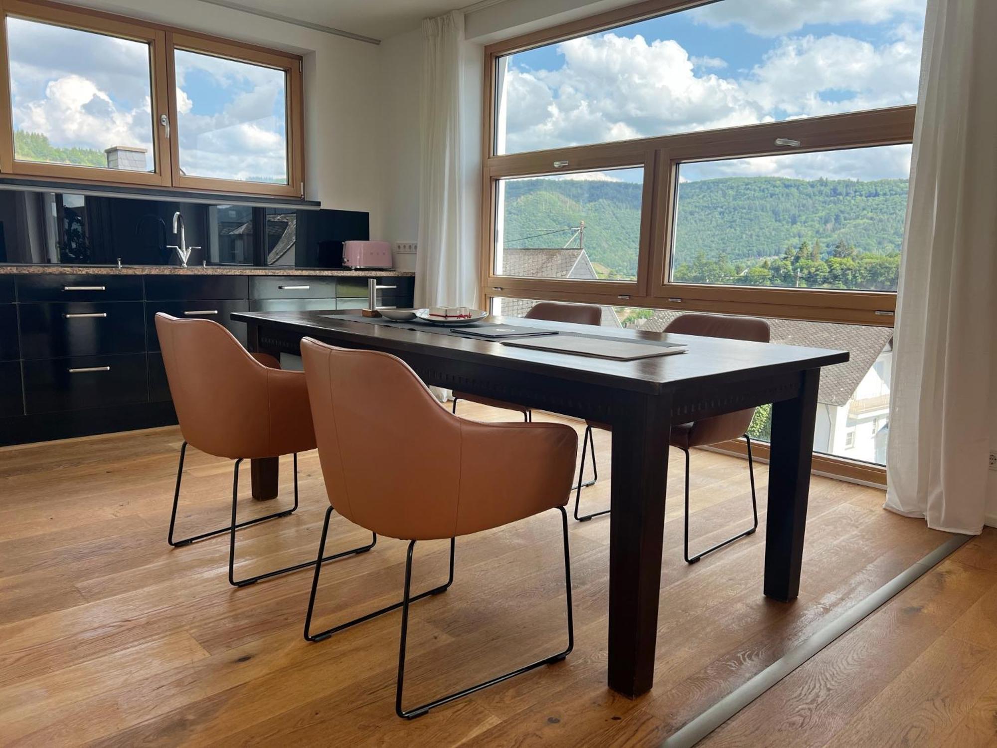Weingut-Aparthotel Olinger Меринг Номер фото